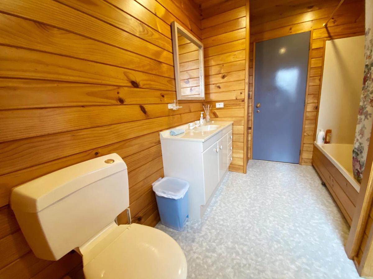 Lake View Family Lodge Up Tp 14 People โรโตรัว ภายนอก รูปภาพ